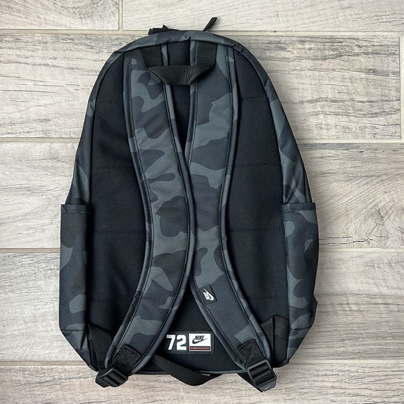 Nike Elemental 2.0 Backpack - NEW - Picture 3 of 15